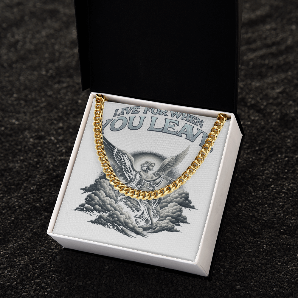 Accessories: Cuban Link Chain