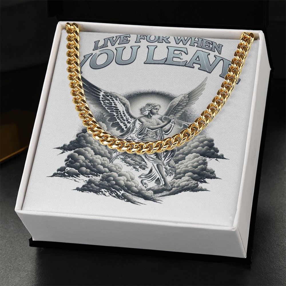 Accessories: Cuban Link Chain